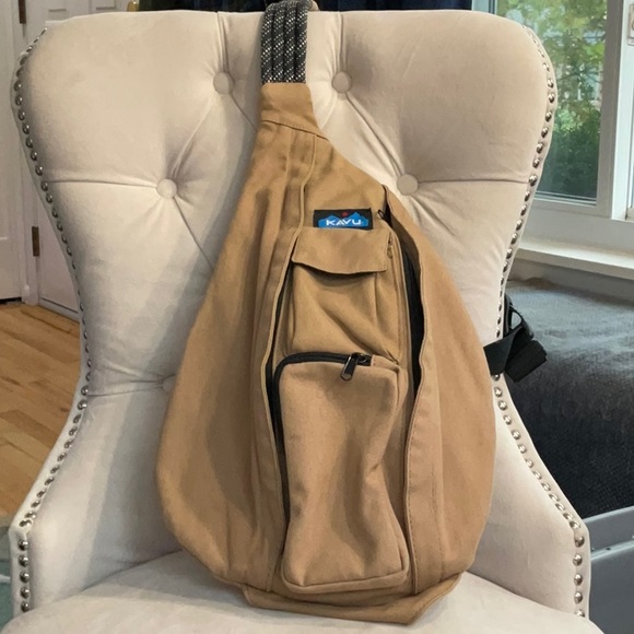 Kavu Tan Rope Bag with Wallet - Picture 1 of 10